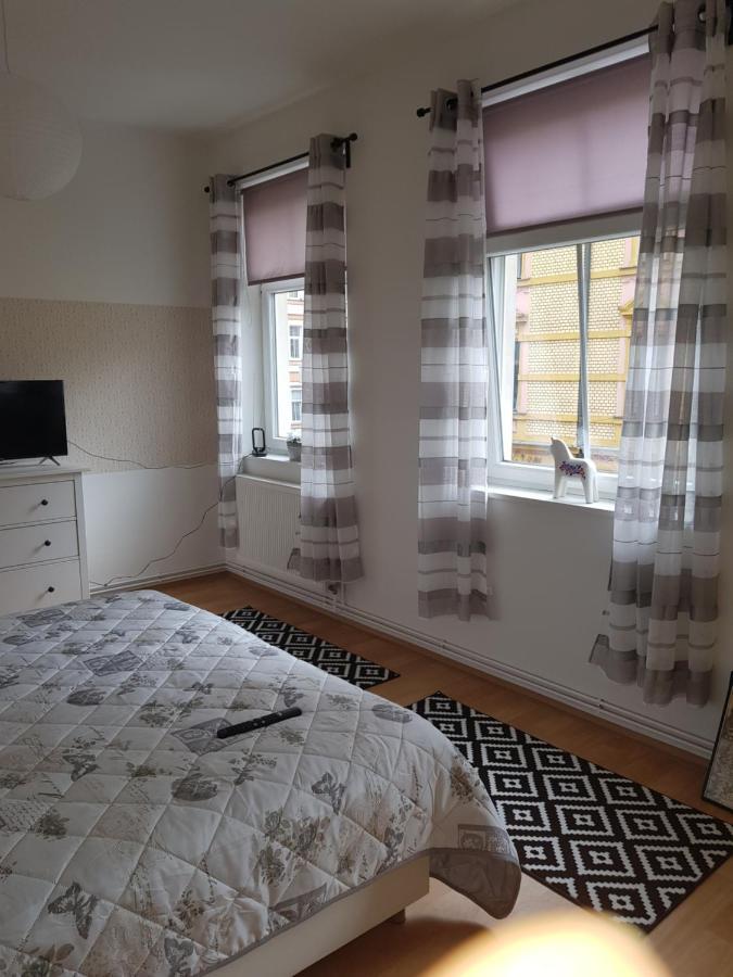 Апартаменти Apartman Deny2 Дечин Екстер'єр фото